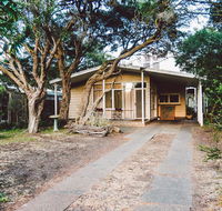 Point Lonsdale Beach House - Accommodation QLD