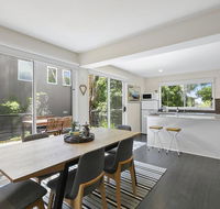 Point Roadknight Paradise Villa 6 - Accommodation QLD