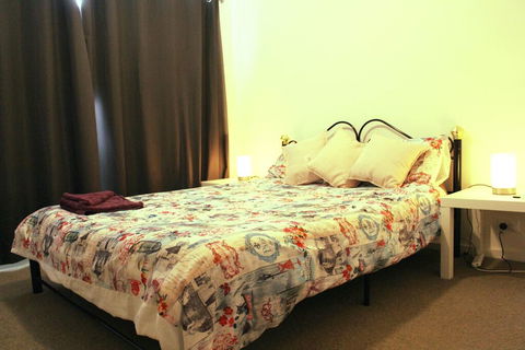Private Room, Awesome Amenities - Molonglo Valley - Accommodation QLD 3