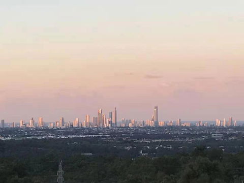 Private Villa With Great Views - Accommodation QLD 2