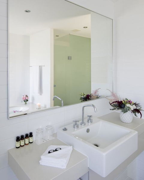 Pullman Magenta Shores Resort - Accommodation QLD 3