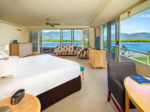 Pullman Reef Hotel Casino - Accommodation QLD 2