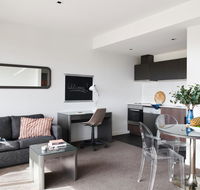 Punthill Dandenong - Accommodation QLD