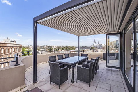 PYRMONT/DARLING HARBOUR MODERN 3 BED PENTHOUSE APARTMENT - Accommodation QLD 0