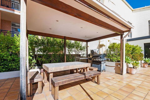 Quality Apartments Camperdown - Accommodation QLD 3