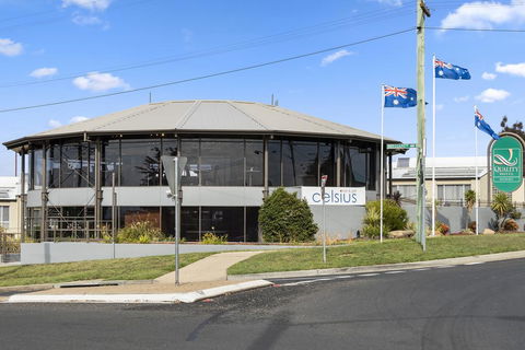 Quality Hotel Bathurst - Accommodation QLD 0