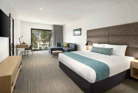 Quality Hotel Lakeside - Accommodation QLD 2
