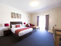 Quality Inn Colonial