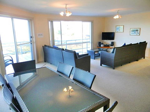 QUAYS 6 - Accommodation QLD 3