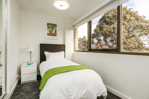 Quiet Comfort In South Yarra - Accommodation QLD 1