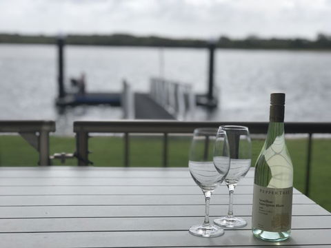 Quiet River Front Escape Walk To Ocean Street & Shops - Accommodation QLD 0