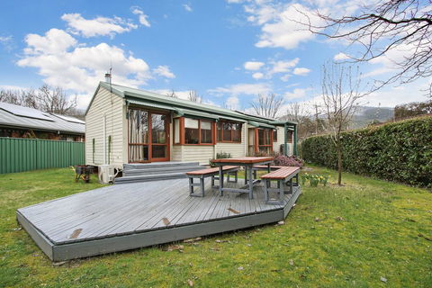 R & R In Bright - Short Walk To Town - Accommodation QLD 1