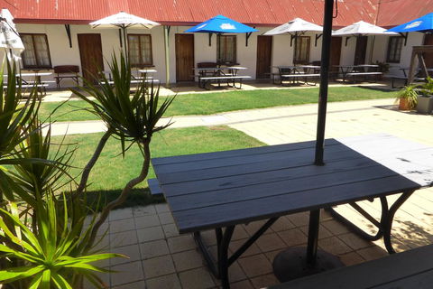 Railway Tavern Northampton - Accommodation QLD 1