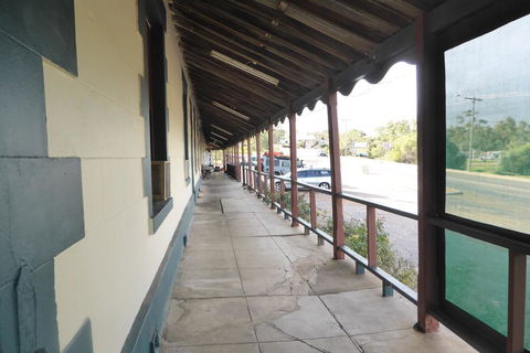 Railway Tavern Northampton - Accommodation QLD 0