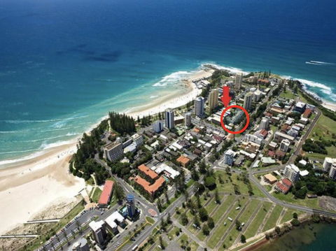 RAINBOW BAY 3 Bed Ocean Views & SPA On Roof Terrace - Accommodation QLD 2