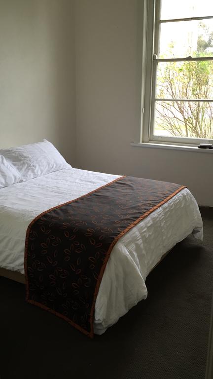 Rand Hotel - Accommodation QLD 2
