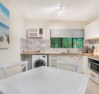 Rare Modern Unit with Private Fenced garden Close to The Beach PC5