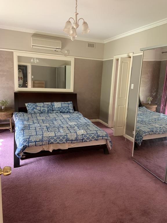 Heidelberg Heights VIC Accommodation QLD
