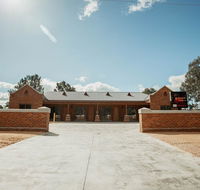 Red Waratah Accommodation - Accommodation QLD
