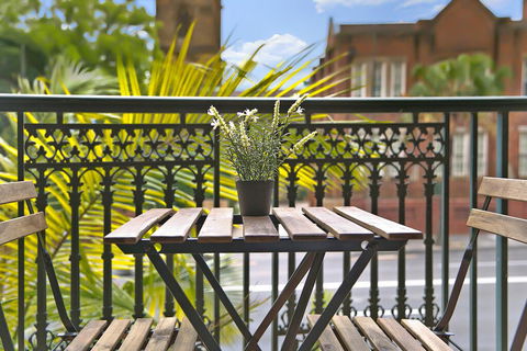 REDFERN 3 BEDROOM APARTMENT FREE PARKING WALK TO CENTRAL STATION NRE187 - Accommodation QLD 1