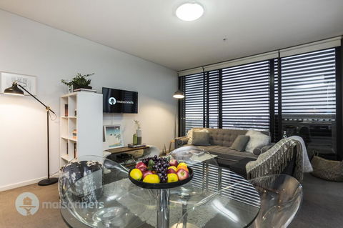 Redfern One Bedroom Apartment With Views - Accommodation QLD 0