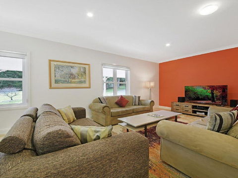 Redhaven House - Spacious, Quiet And Private - Accommodation QLD 2