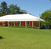 Redhaven House - spacious quiet and private - Accommodation QLD