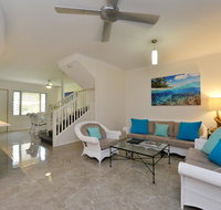 Reef Terraces on St Crispins - Accommodation QLD