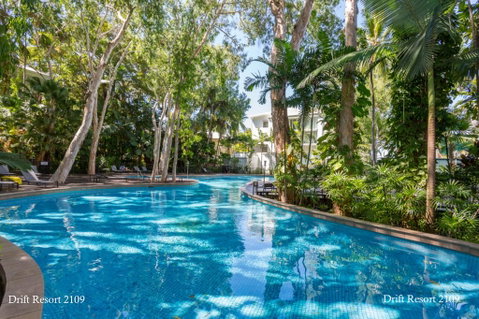Relax In Palm Cove - Accommodation QLD 0