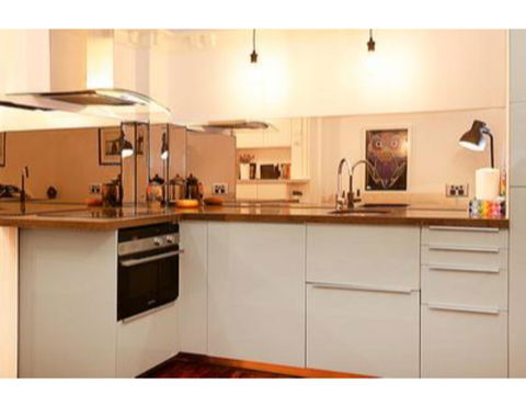 Renovated Art Deco Studio Minutes From The City - Accommodation QLD 1