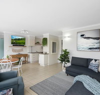 Renovated Moololaba Unit 100m To Beach - Accommodation QLD