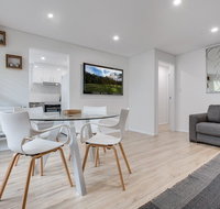 Renovated unit in the heart of Macquarie Park - Accommodation QLD