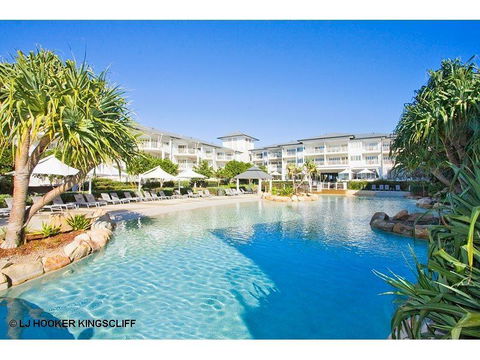 RESORT ON THE BEACH 4118/19 - Accommodation QLD 3