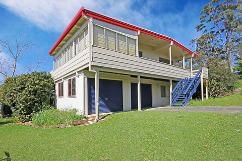 REST ASHORE At MOLLYMOOK - Accommodation QLD 2