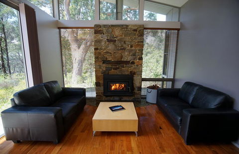 Ridgetop Retreats - Deep Creek Conservation Park - Accommodation QLD 3