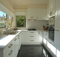 Rip Tide - Accommodation QLD