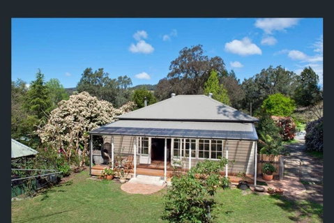 River Cottage - Boutique Accommodation - Accommodation QLD 0