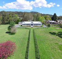 Rivermist - Luxury 6 bedrooms  6 bathrooms - Accommodation QLD