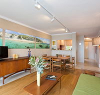 Riverside Arthouse - Accommodation QLD