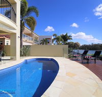 Riverside Escape - Accommodation QLD