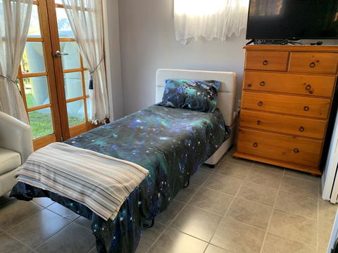 Riverside Haven - Accommodation QLD 2