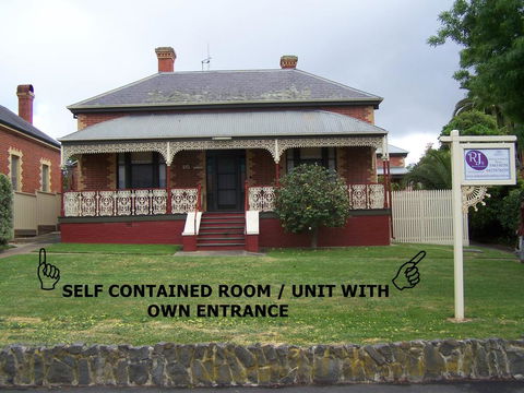 RJ's Bed & Breakfast - Accommodation QLD 3