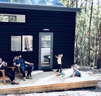 Robinson Crusoe Tiny House - Accommodation QLD