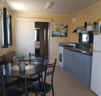 Rocks Retreat Cabin 3 - Lobster