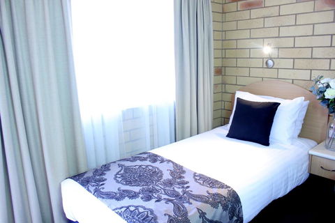 Roma Mid Town Motor Inn - Accommodation QLD 0