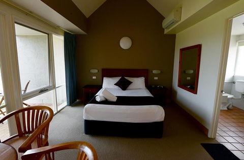 Rothbury Escape - Accommodation QLD 2