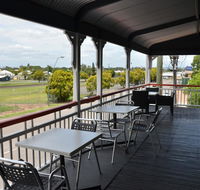 Royal Gatton Hotel - Accommodation QLD