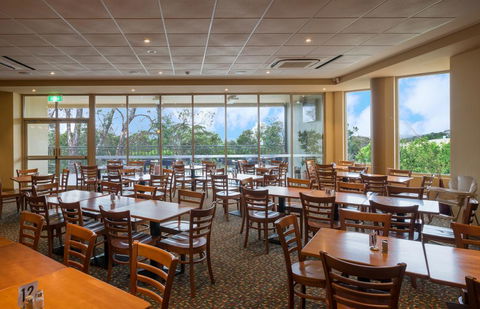 Royal Hotel - Accommodation QLD 2