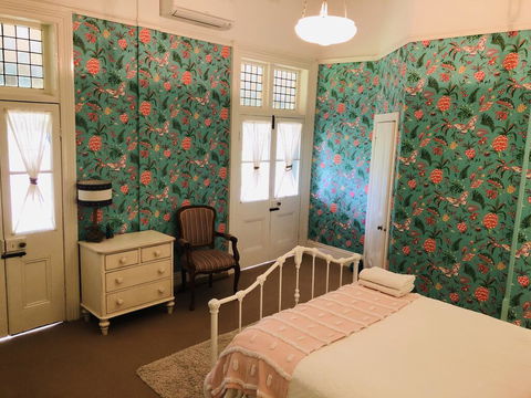 Russley Rural Retreat - Accommodation QLD 2