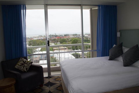 Rydges Gladstone - Accommodation QLD 2